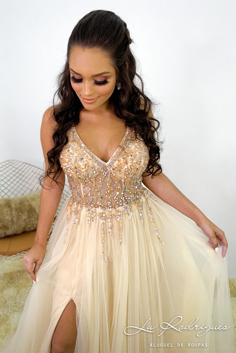 Vestido de debutante dourado clearance curto