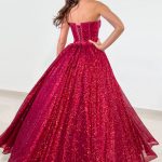 vestido-debutante-longo-vermelho-brilho