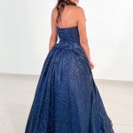 vestido-debutante-longo-azul-brilho