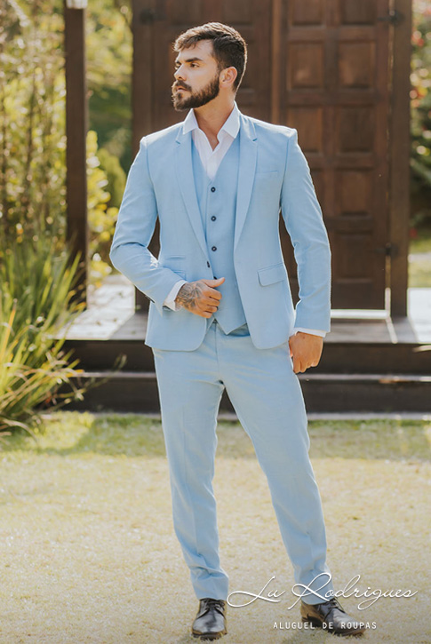 traje-noivo-casamento-2023-azul-claro