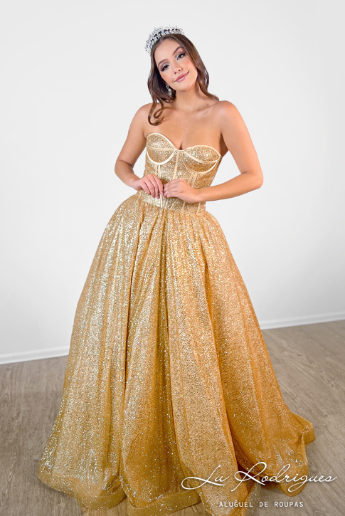 215-1-vestido-debutante-dourado
