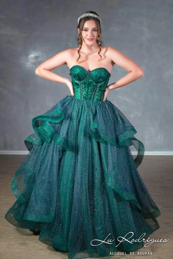 349-1-vestido-debutante-15-anos-verde