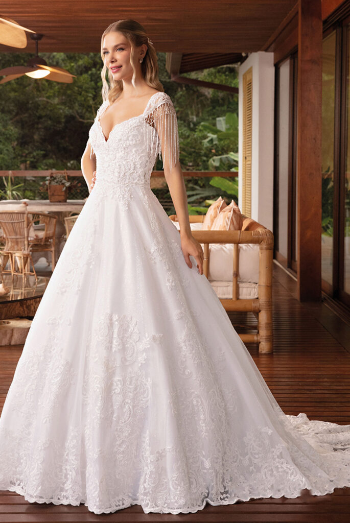 12-1-vestido-de-noiva-casamento-via-sposa-refresh-rodado