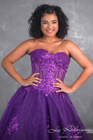 390-1-vestido-debutante-15-anos-roxo
