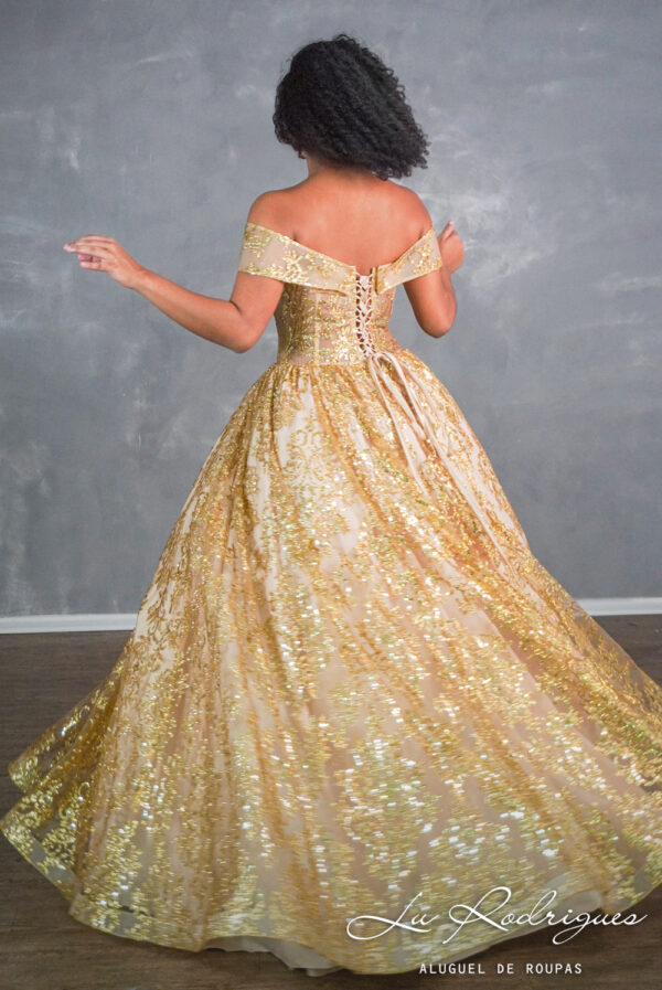 392-3-vestido-debutante-15-anos-dourado