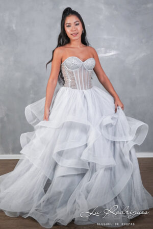 407-1-vestido-debutante-15-anos-prata
