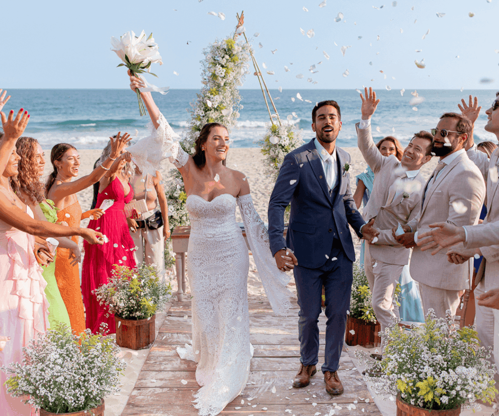 Casamento na praia da Carol e Arthur