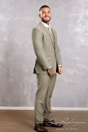 06-1-terno-noivo-casamento-roma-giuliano