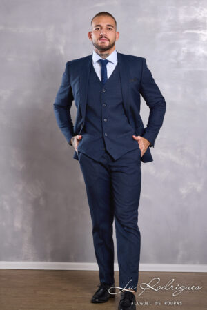 04-1-terno-noivo-casamento-bravura-azul-marinho-noite