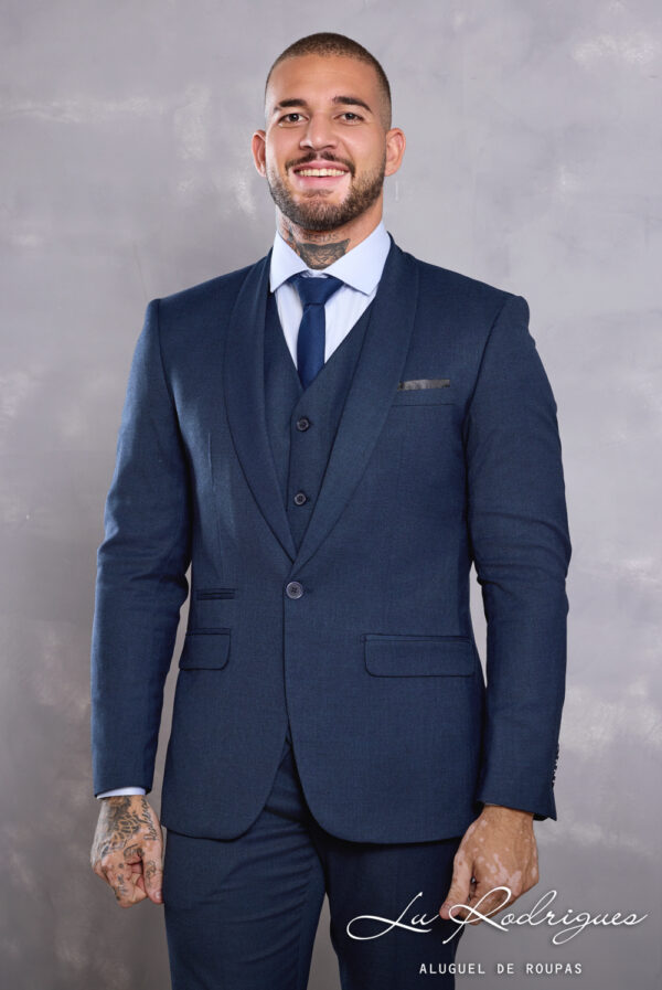 04-1-terno-noivo-casamento-bravura-azul-marinho-noite