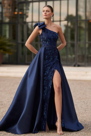 11-1-vestido-madrinha-festa-rosa-clara-azul-marinho