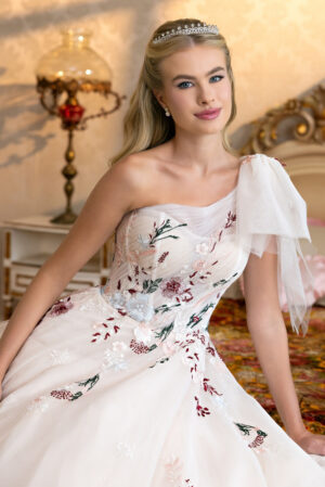 11-1-vestido-15-anos-center-debutantes-bloom