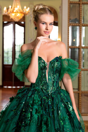 28-1-vestido-15-anos-center-debutantes-bloom