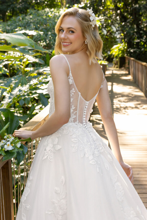 13-1-vestido-noiva-casamento-via-sposa-vertice