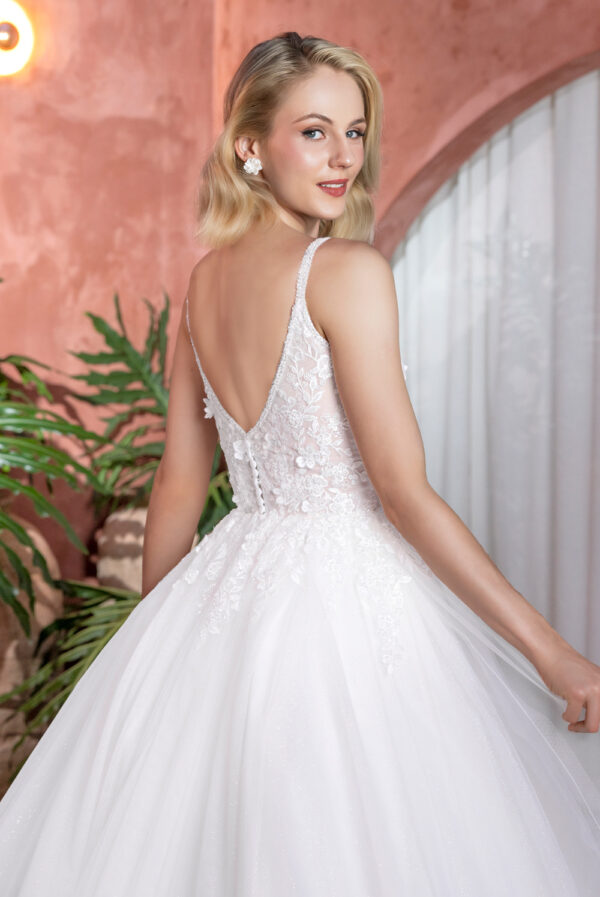 19-1-vestido-noiva-casamento-via-sposa-vertice