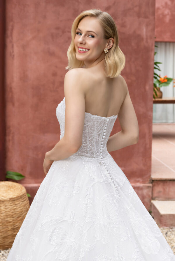 20-1-vestido-noiva-casamento-via-sposa-vertice