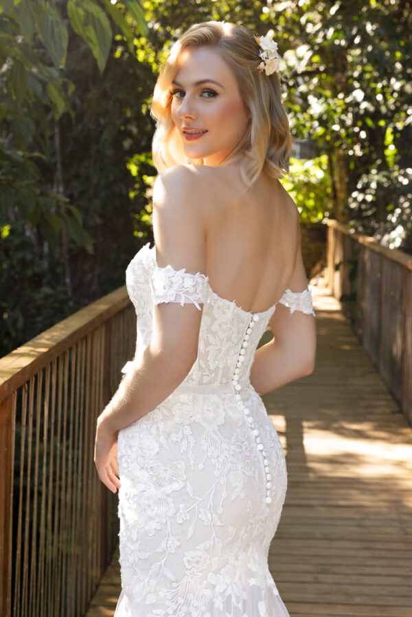 07-1-vestido-noiva-casamento-via-sposa-vertice