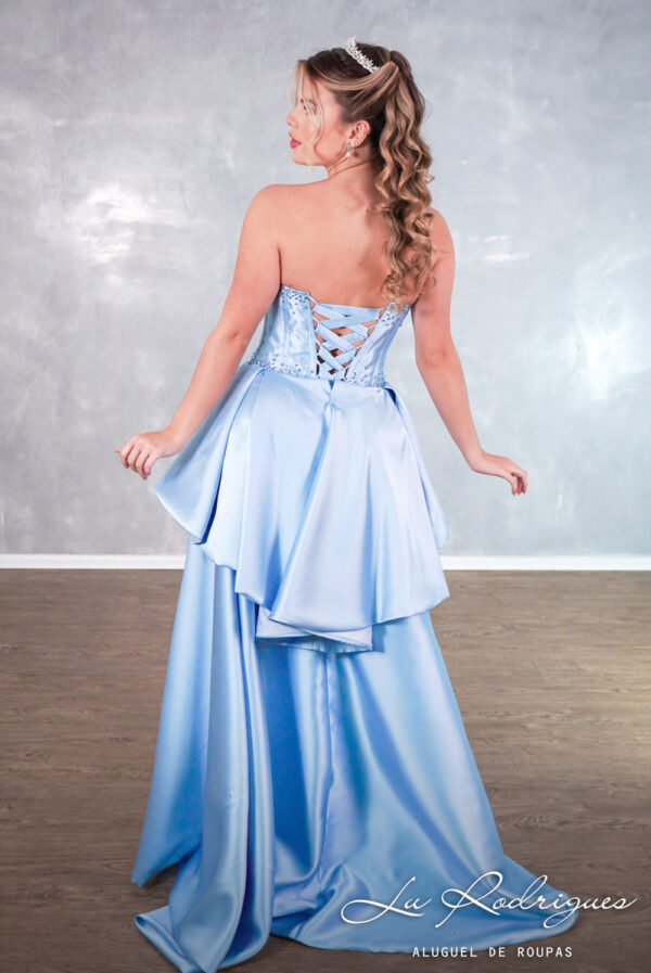 18-1-vestido-15-anos-debutante-recepcao-mullet-azul-serenity