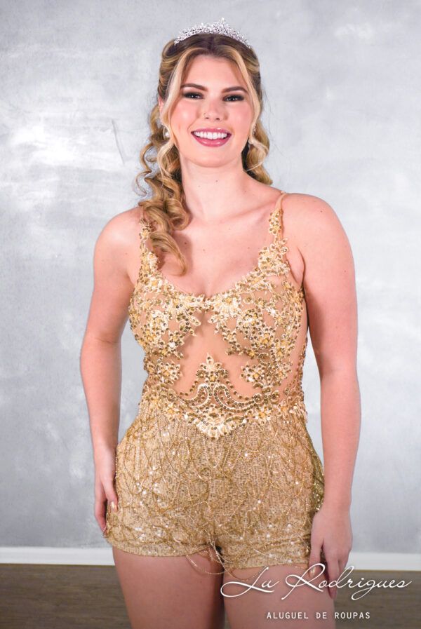 244-1-macaquinho-debutante-curto-dourado