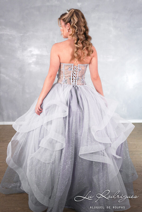 420-1-vestido-debutante-15-anos-prata