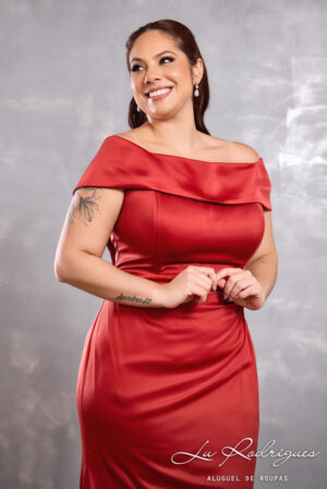 307-1-vestido-madrinha-festa-plus-size-terracota-pala