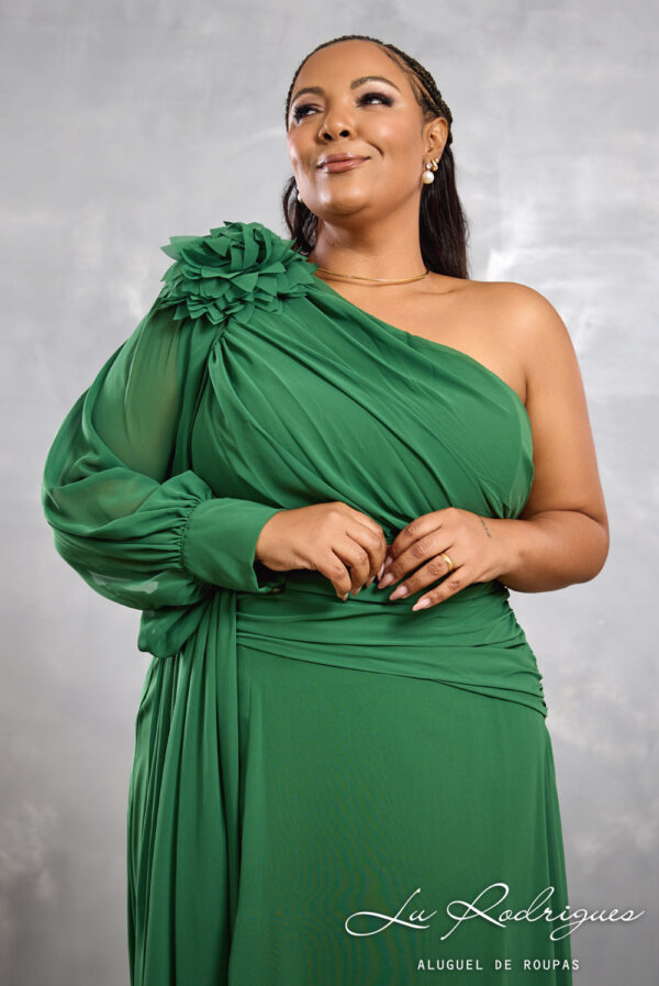 312-1-vestido-madrinha-festa-plus-size-verde-oliva