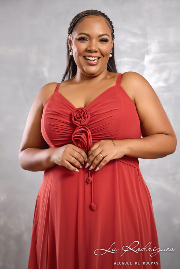 324-1-vestido-madrinha-festa-plus-size-terracota