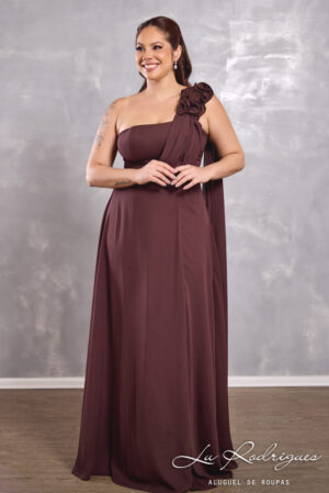 341-1-vestido-madrinha-festa-plus-size-marrom